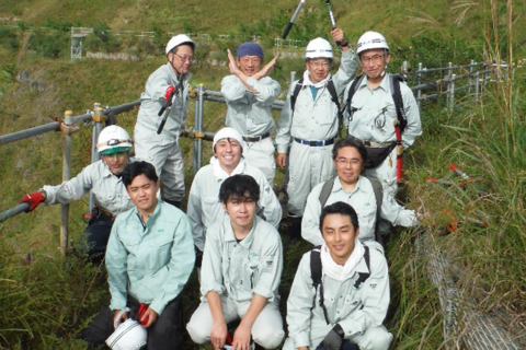 足尾に緑を育てる会　秋の草刈り